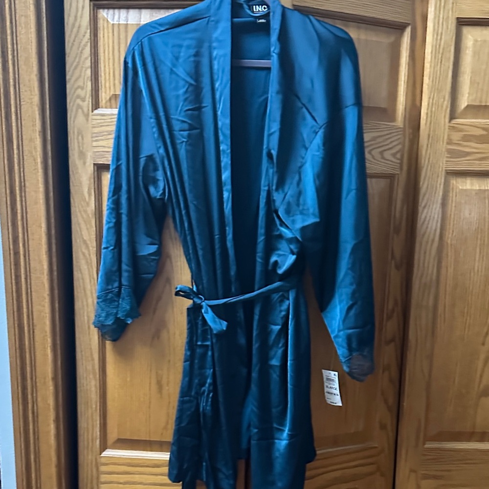 INC International Concepts Teal Satin Robe - Picture 5 of 7